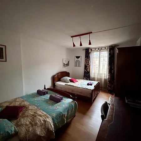 Spacious Centre Apartment