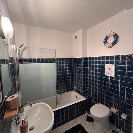 Spacious Centre Apartamento *